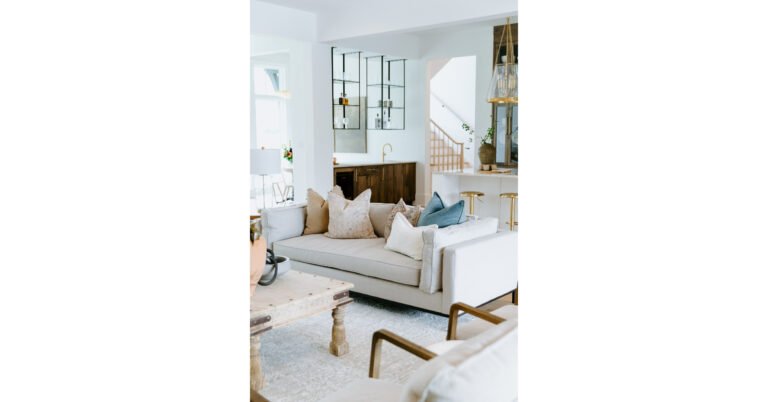Linden_Creek_Home_Staging_Interior_Design_expands.jpg
